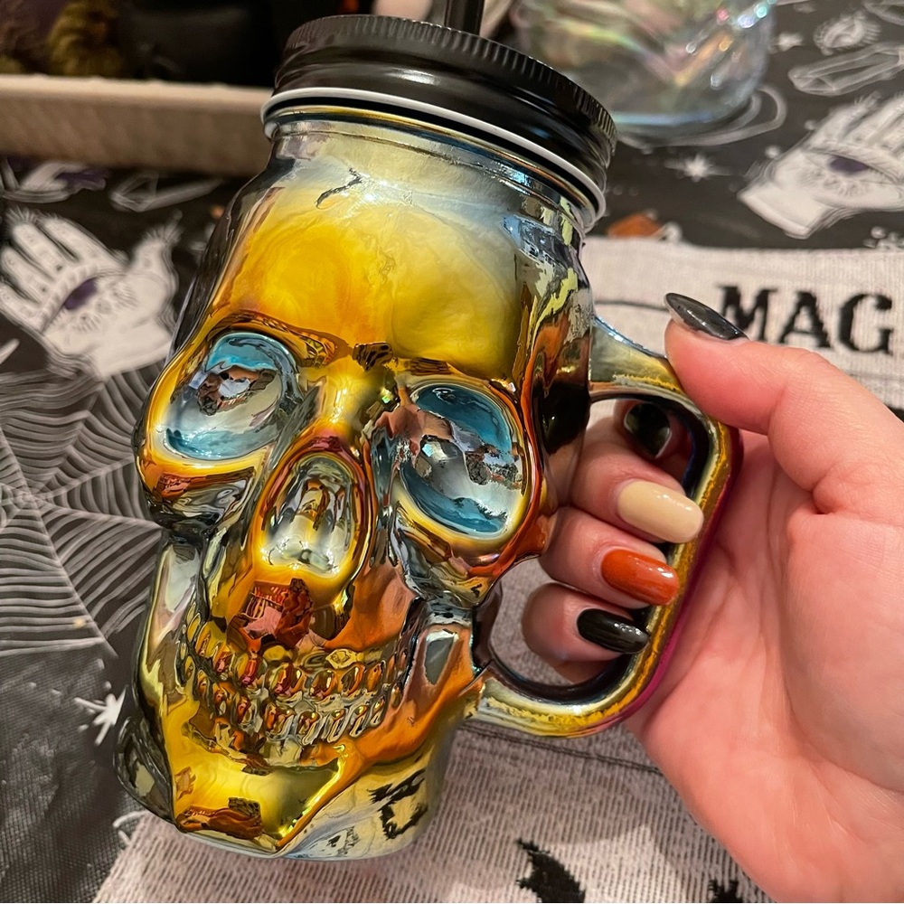 Oil Slick Skull Tumbler